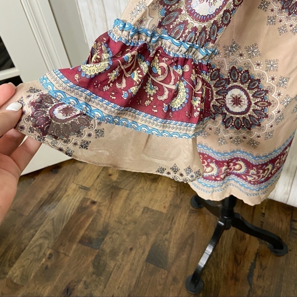 UMGEE NWT Boho Dress Tunic Tan Mandala Medallion Paisley Size Small - Picture 5 of 11